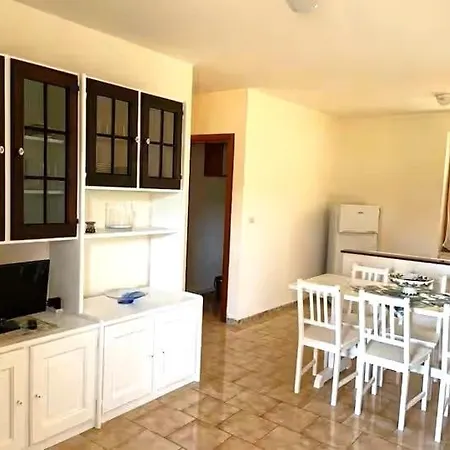Marina Piano Terra Tatil Evi Rio Marina